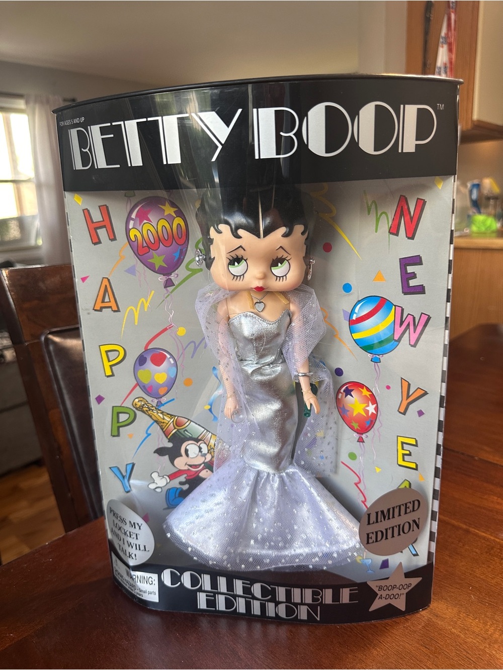 2000 Betty Boop Doll Collectible Limited Edition glass champagne
